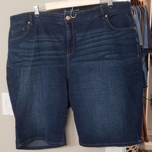 Gloria Vanderbilt shorts